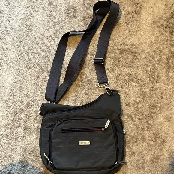Poshmark baggallini Clearance